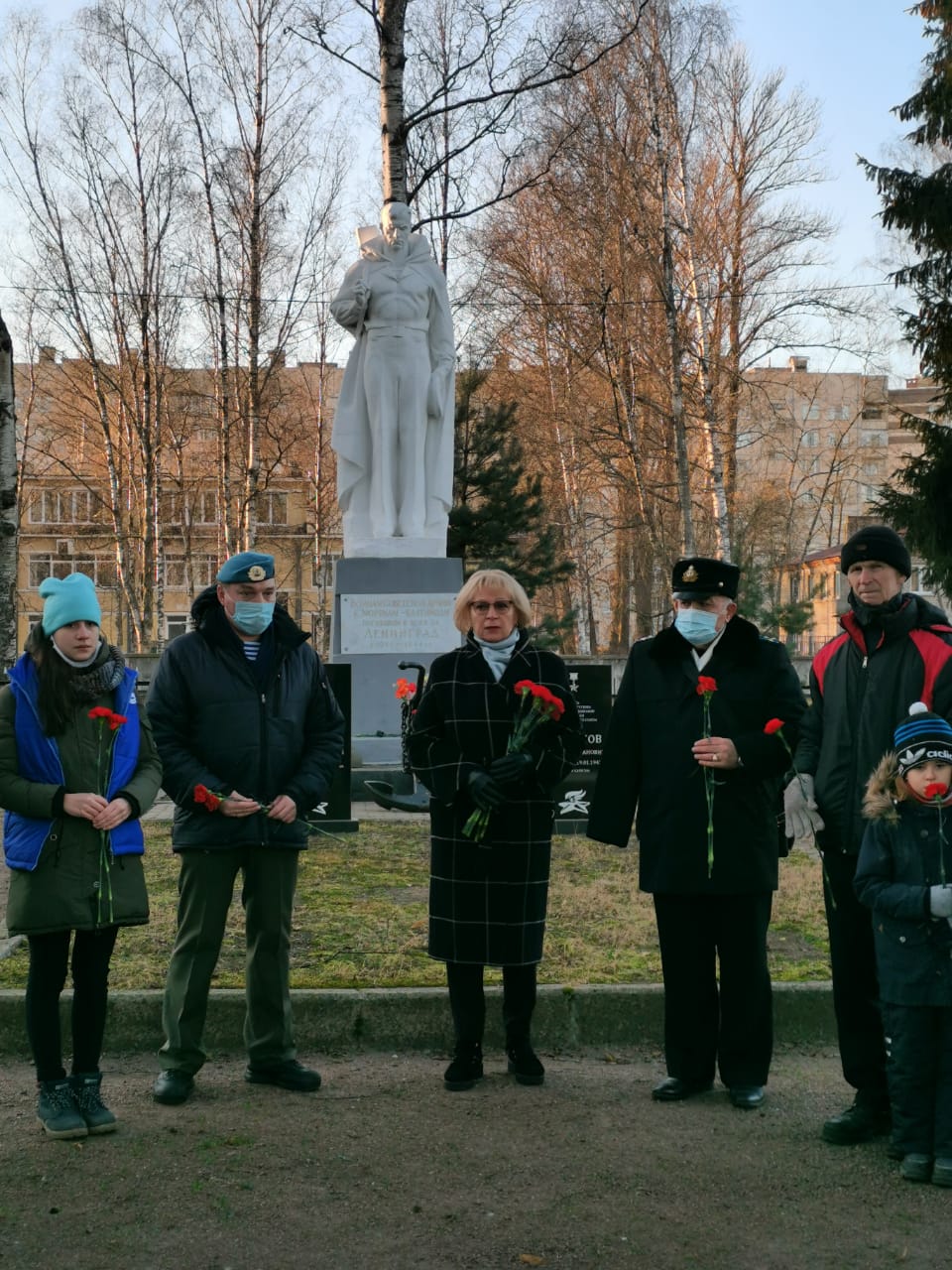 В Кировске прошли торжественно-памятные мероприятия, посвящённые Дню Героев Отечества