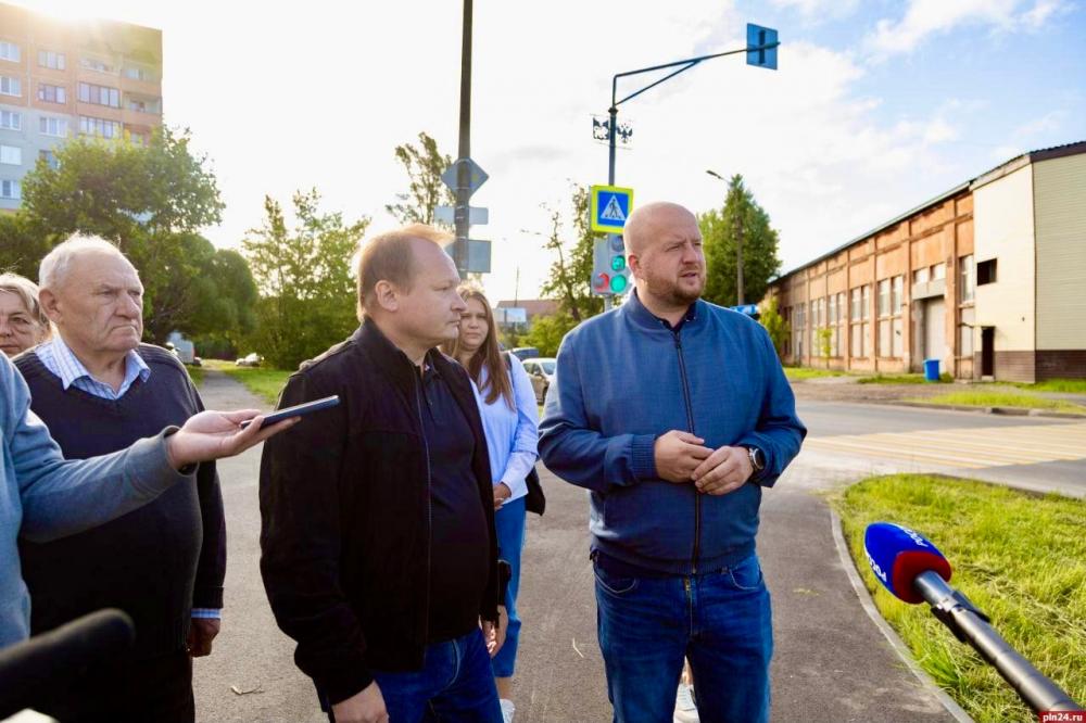 Вести-24. Псков 14.08.2026 - Дворы, спортплощадки и системы безопасности — как ТОСы меняют жизнь к лучшему?