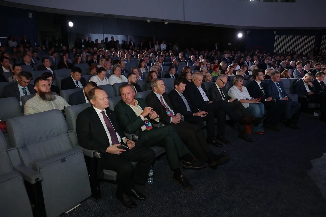 В Петербурге прошла XVII Всероссийская конференция «Российский строительный комплекс»
