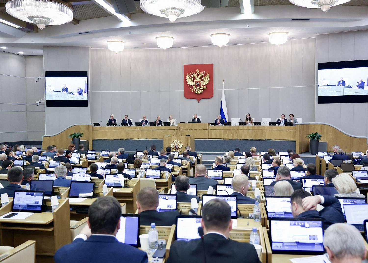 Больше свободы для бизнеса: Госдума одобрила в первом чтении ряд законопроектов