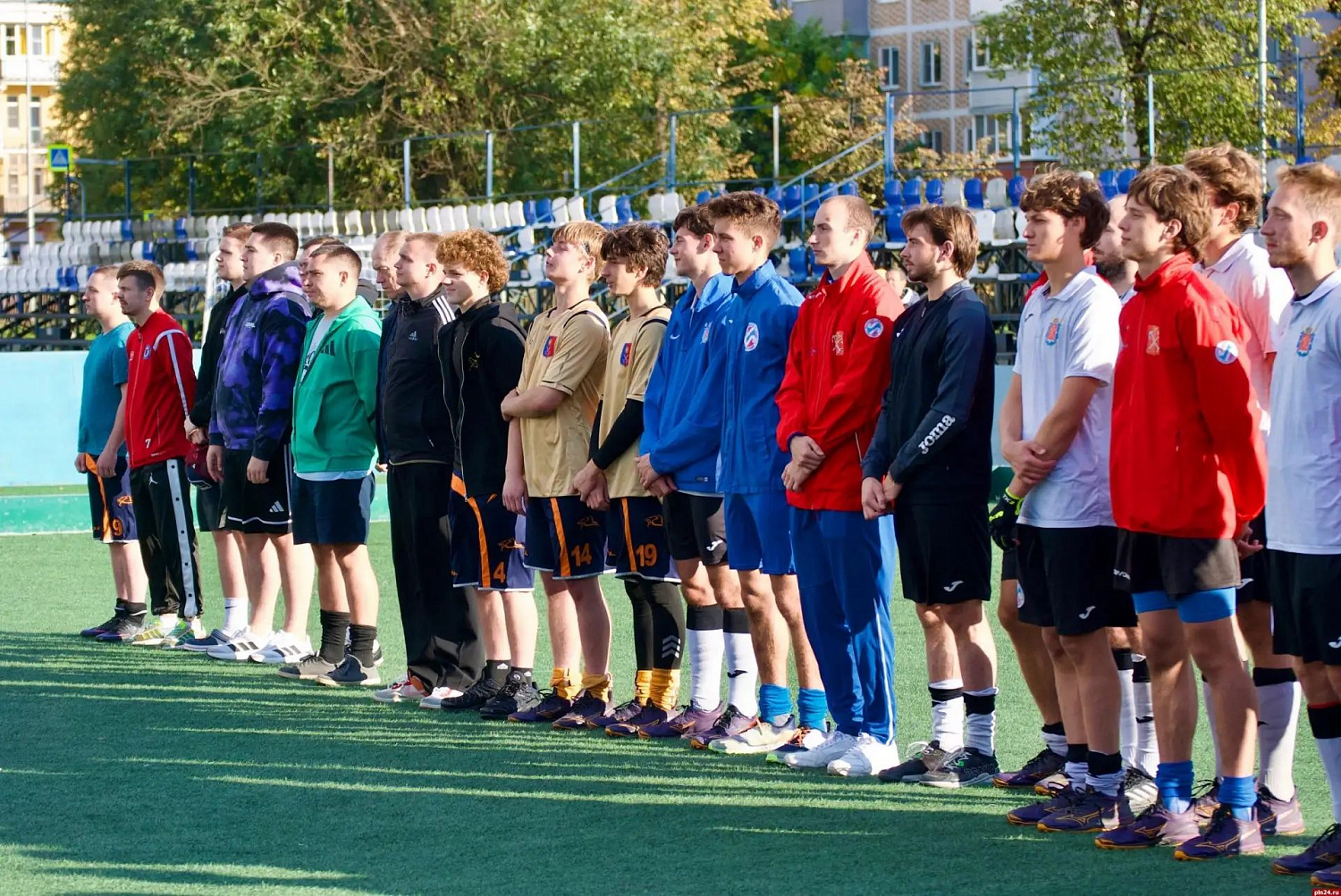 В Пскове состоялся второй тур чемпионата России по хоккею на траве 5х5